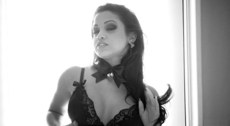 Abella Anderson adult actress photo