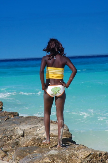African Mature Interracial sexy nude photos