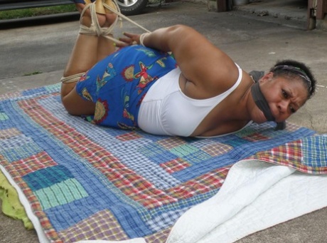 Brazzilian Stacie Lane Squirting free sex photos