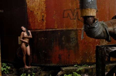Latina Driller free naked galleries