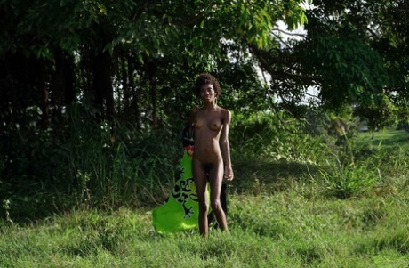 Latina Khloe hot nude image