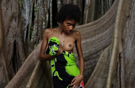 African Scout 69 sexy nude photo