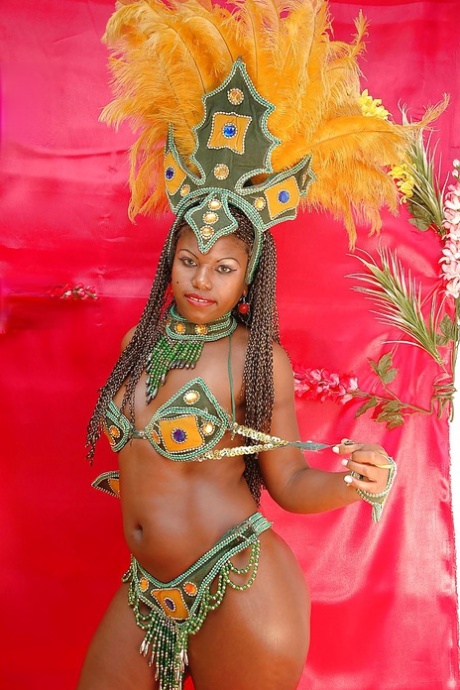 African Raylene porno pics