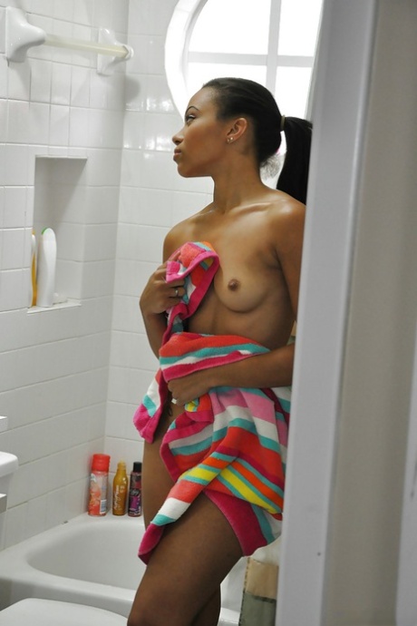 Latina Ava Devine Creampie beautiful naked pics