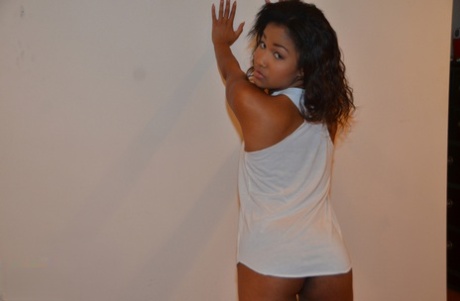 Brazzilian Nasty Teen 18+ free nude image