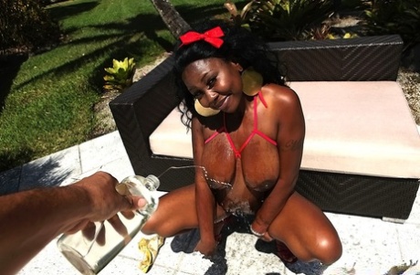 Black Deluca hot nude photos