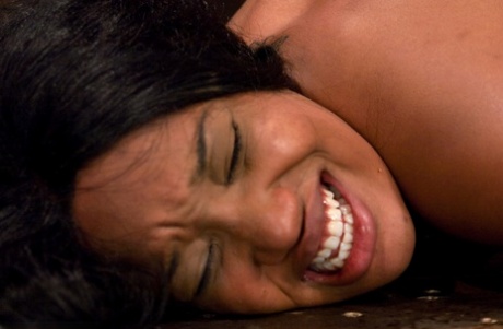 Brazzilian Riley Reid Blowjob hot sex pic