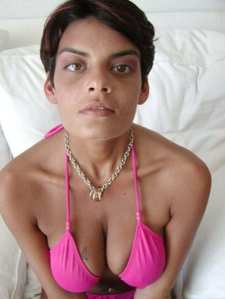 Latina Veronica Avluv Lesbian nude pics