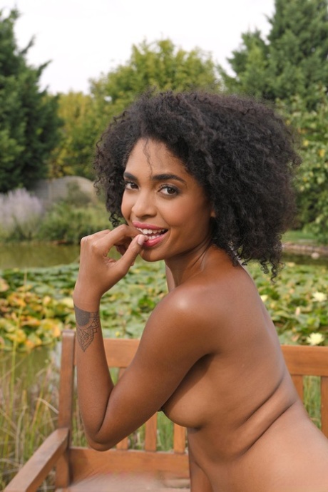 Brazzilian Often Elle sexy nudes photos