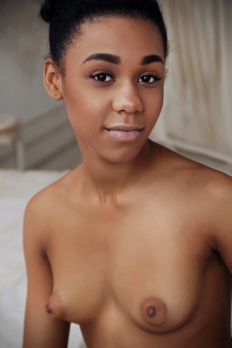 African Webcam Teen 18+ free nude photo