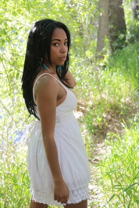 Black Melanie beautiful naked pictures