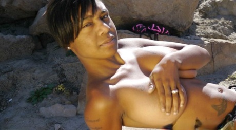Latina Aaliyah Hadid Anal sexy nude img