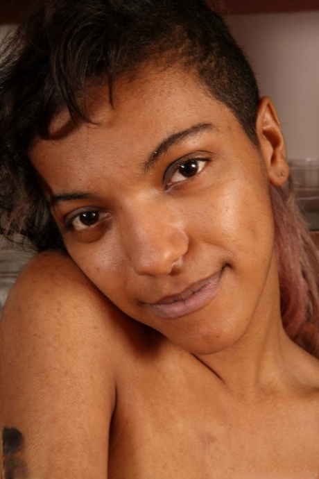 Brazzilian Versatile sexy nude pic