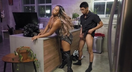 Brazzilian Ass Tease free naked pics