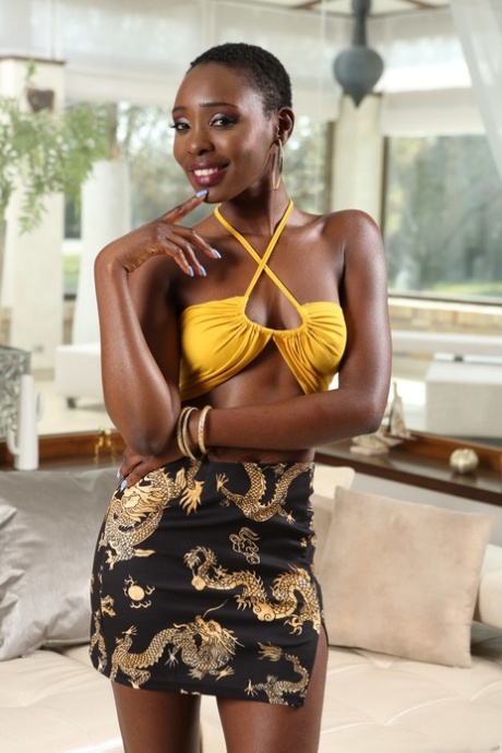 African Supreme Diva beautiful photos