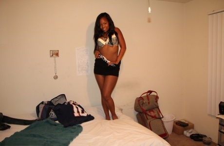 Black Midget Mya erotic picture