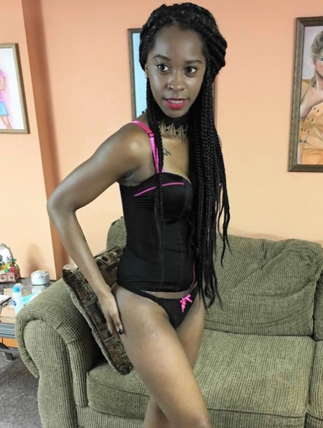 African Amateur Skinny Teen 18+ sexy xxx pic