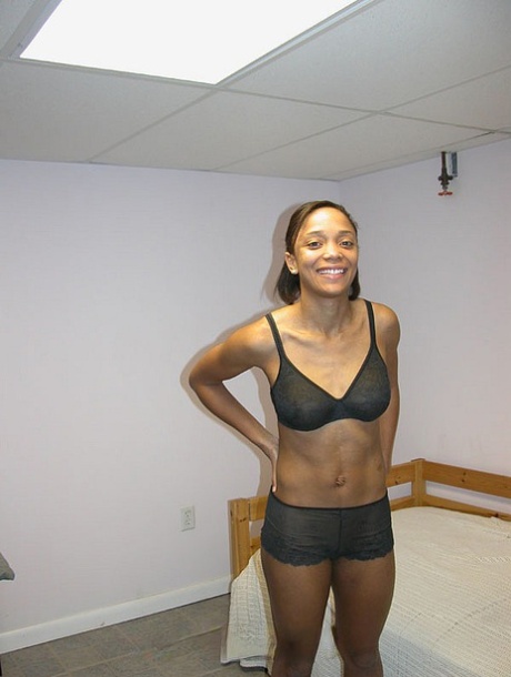 Black Fbb (Female Bodybuilder) Anal free image