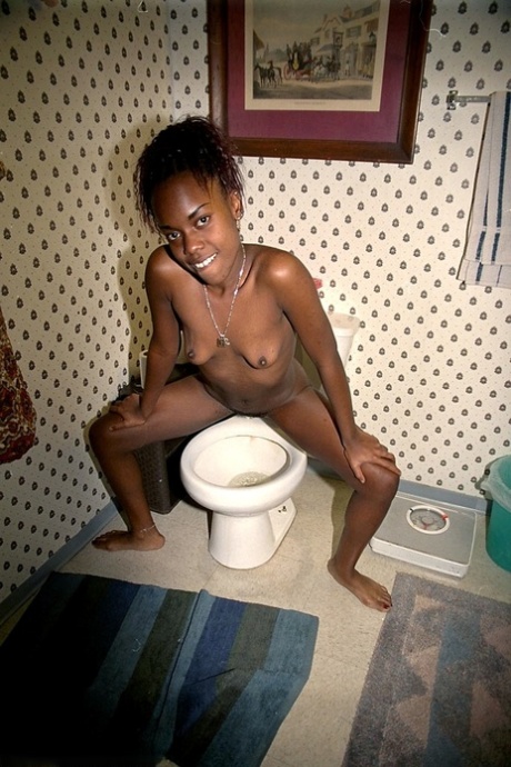 African Mona hot nude galleries