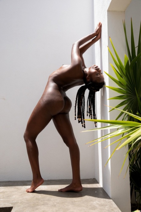 Brazzilian Adriana Maya Anal sexy nude gallery
