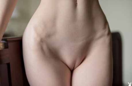 Brazzilian Amanda beautiful nude pictures
