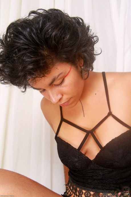 Latina Tension sexy nude gallery